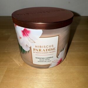 New Bath & Body Works Hibiscus Paradise Scented 3 Wick Candle